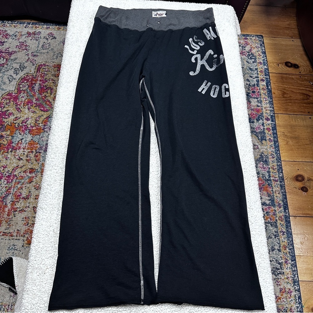4HER by Carl Banks Los Angeles Kings Hockey Soft Comfy Gray Sweatpants, XL